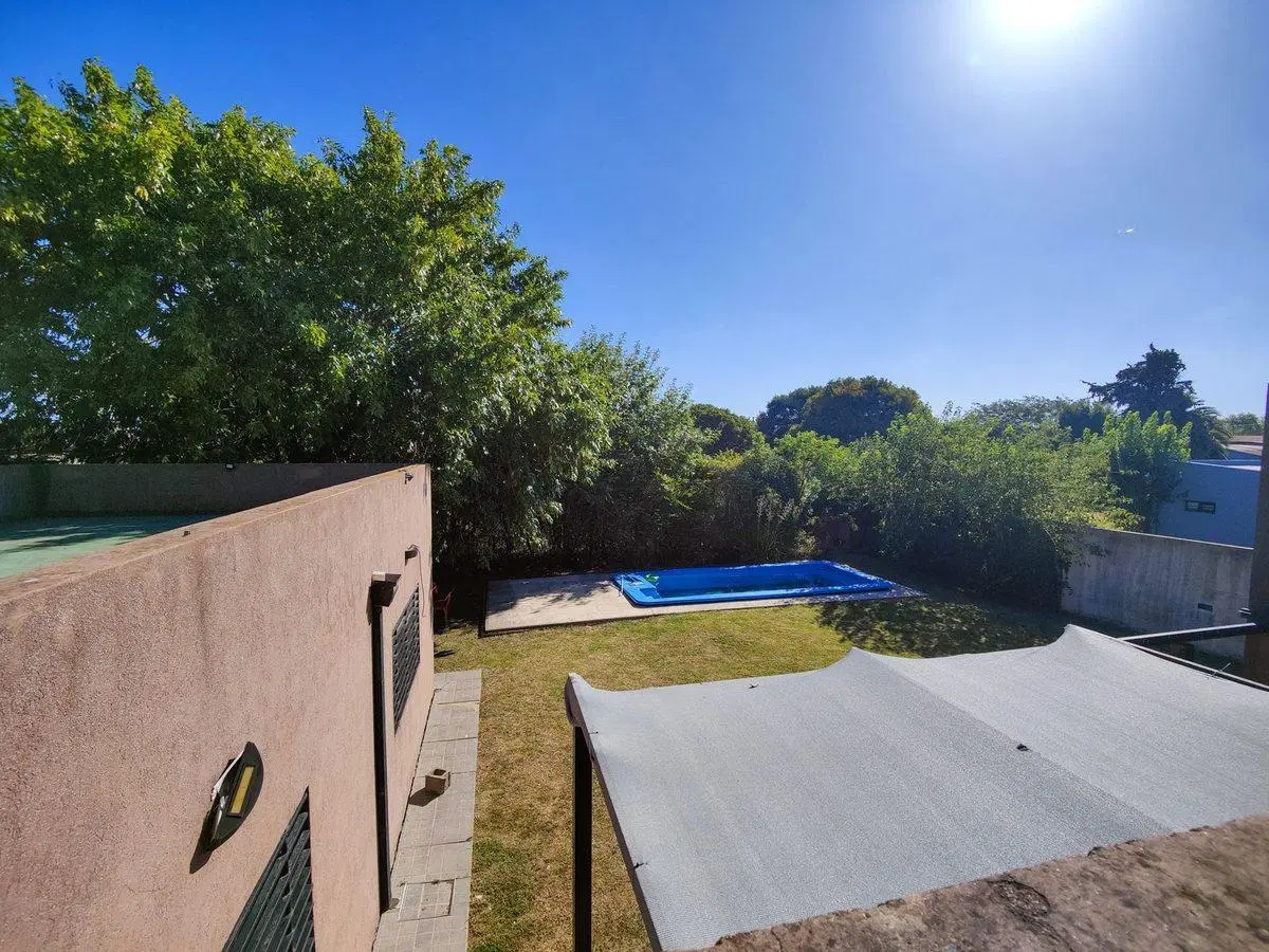 CASA 6 AMBIENTES EN VENTA VILLA ELVIRA LA PLATA 3