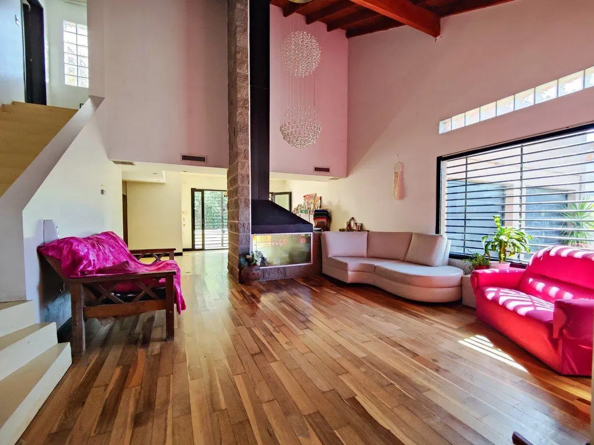 CASA 6 AMBIENTES EN VENTA VILLA ELVIRA LA PLATA 5