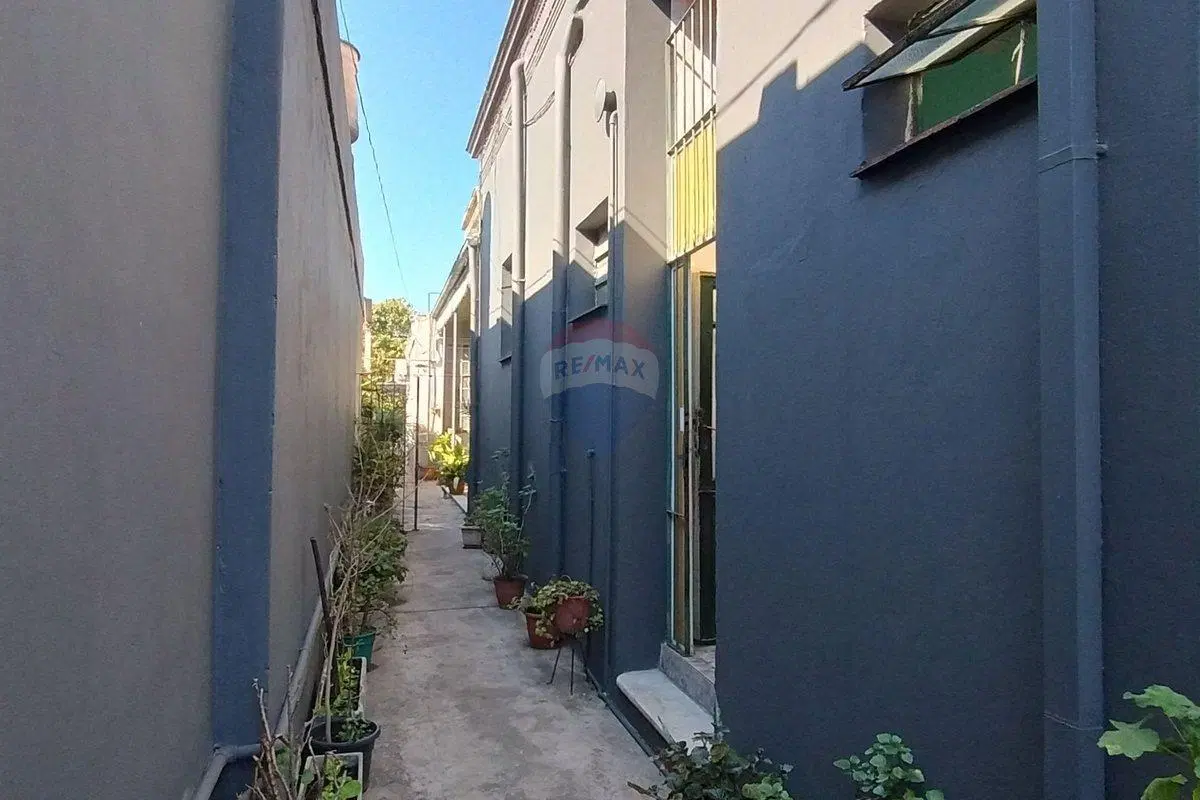 CASA 6 AMB SOBRE GRAN LOTE BERNAL CERCA ESTACION 2