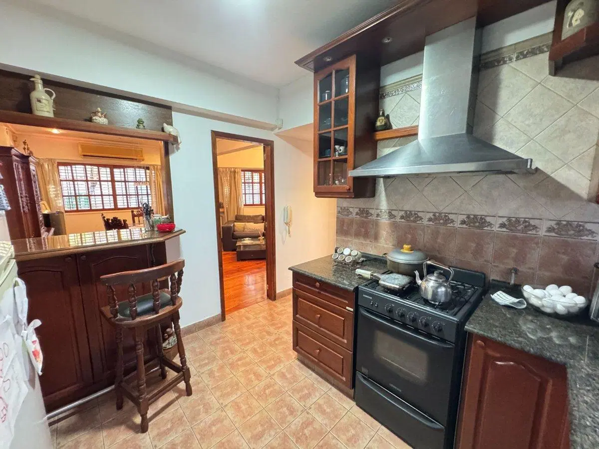VENTA CASA 4 AMB DUPLEX PATIO PARRILLA FLORESTA 2