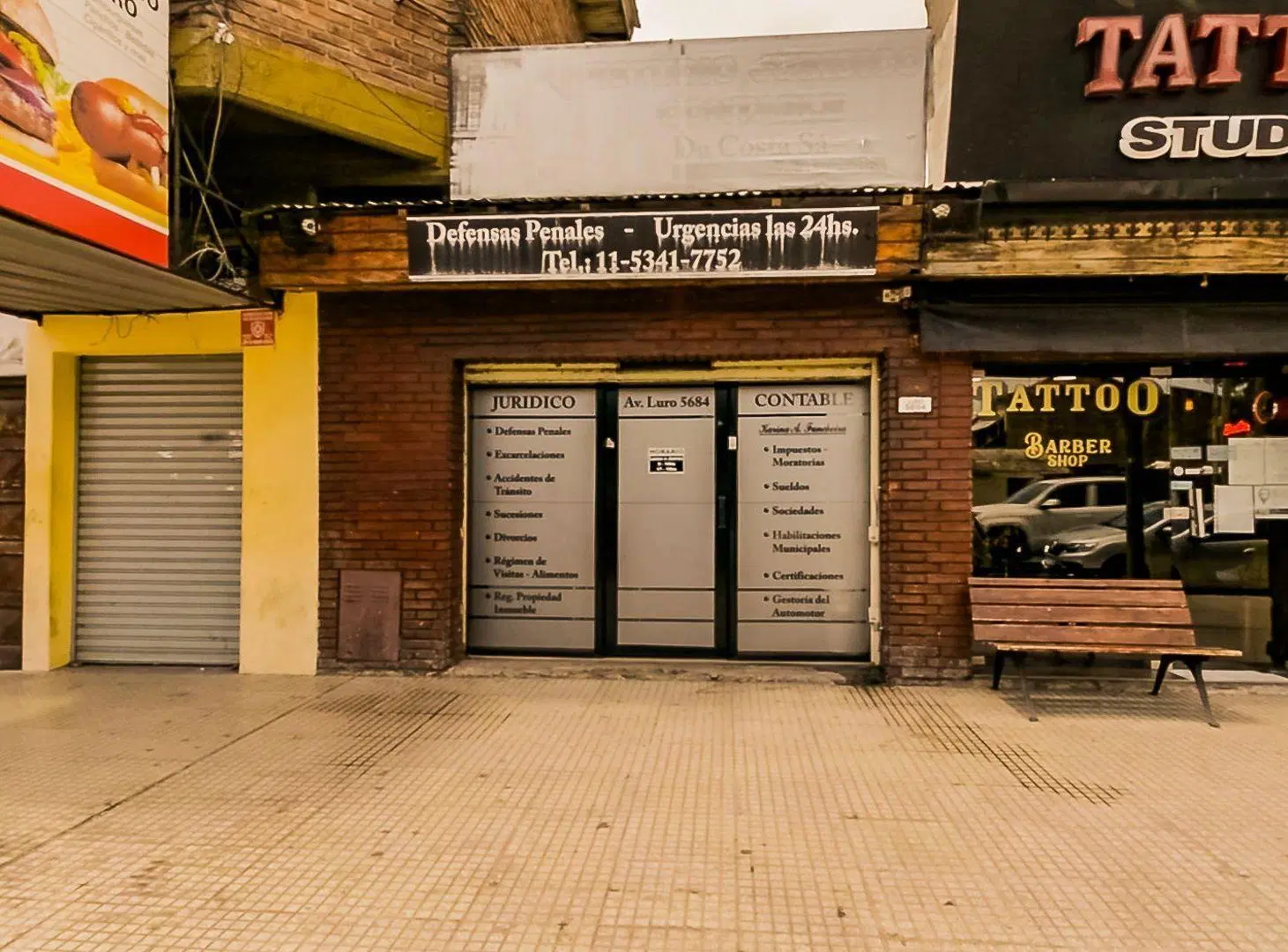 VTA.EN BLOCK 4 PH DE 1 Y 2AMB +3 LOCALES LAFERRERE 4