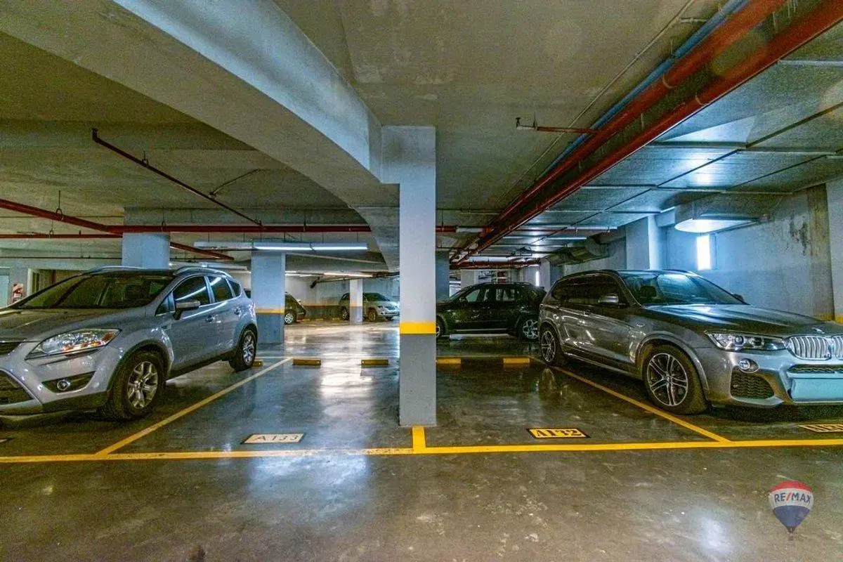 VENTA DEPTO.  DÚPLEX  4 AMB 2 COCHERAS PTO. MADERO 3