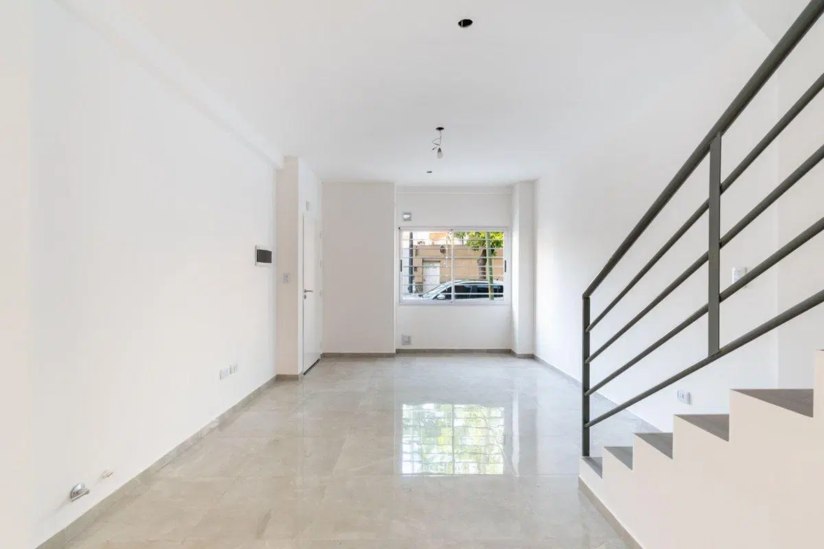 VENTA PH 4 AMB CON PATIO Y TERRAZA EN V. SARSFIELD 5