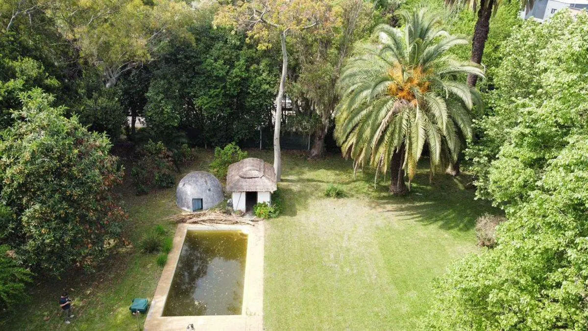 Lote y proyecto 2200 mts construibles Cno La Bota 2
