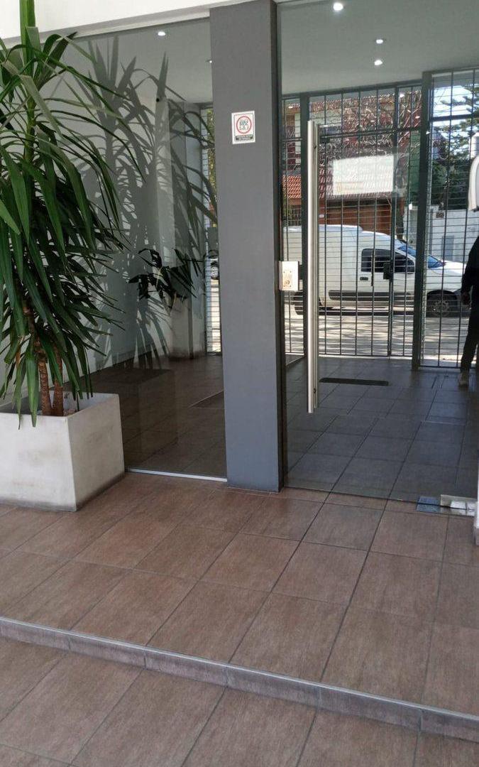 VENTA LOFT 2 1/2AMB-M.PEDRAZA 2500-LANUS-CON RENTA