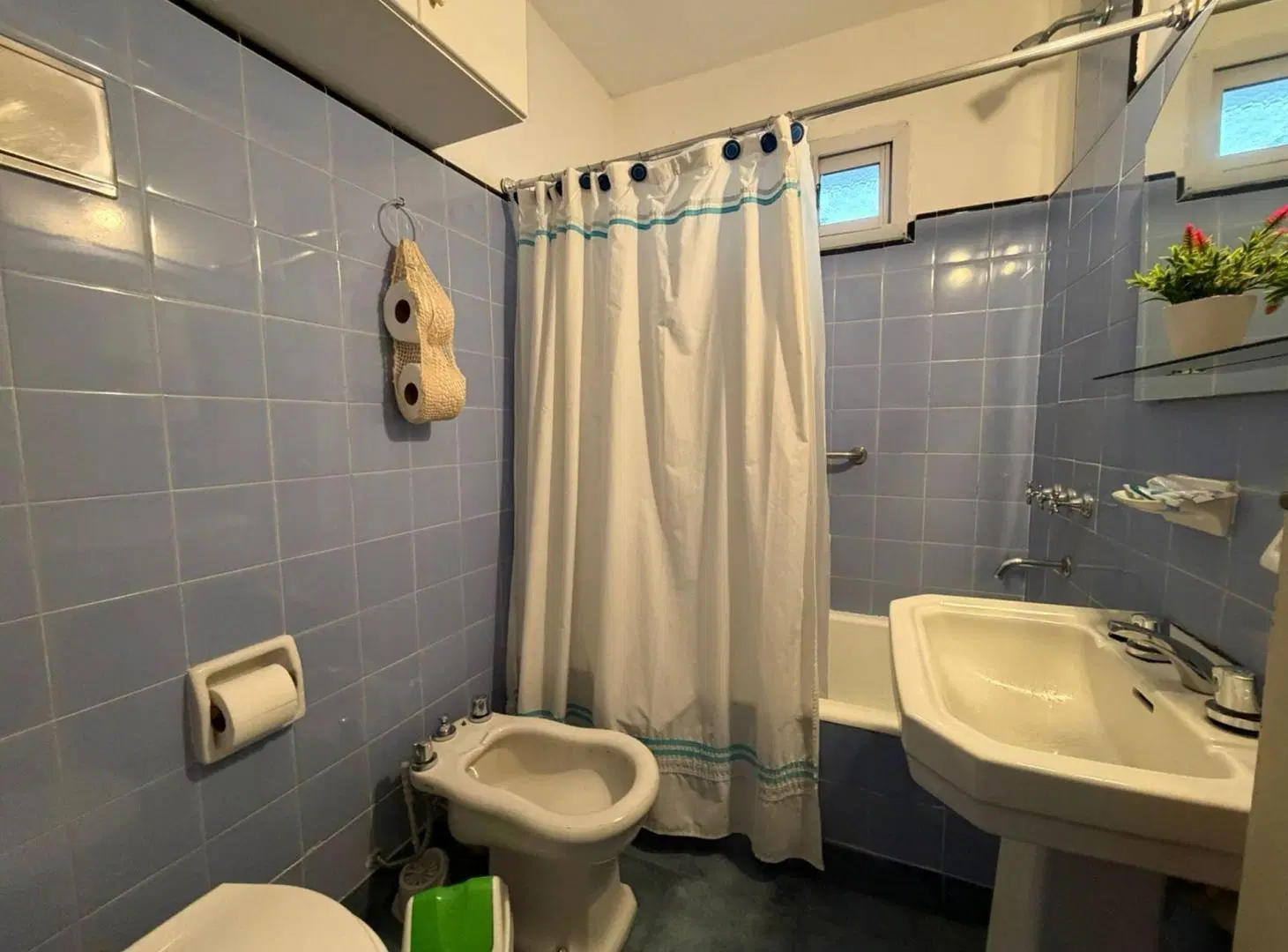 VENTA 2 AMB. C/BALC. APTO CREDITO Y PERMUTA.BOEDO. 5
