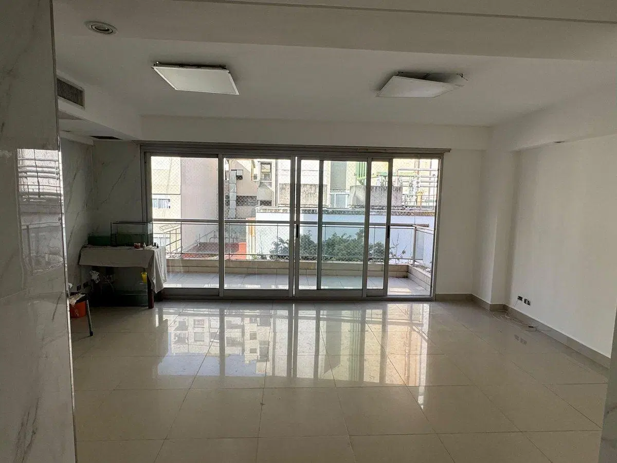 VENTA DEPARTAMENTO 4 AMBIENTES COCHERA BALVANERA 2