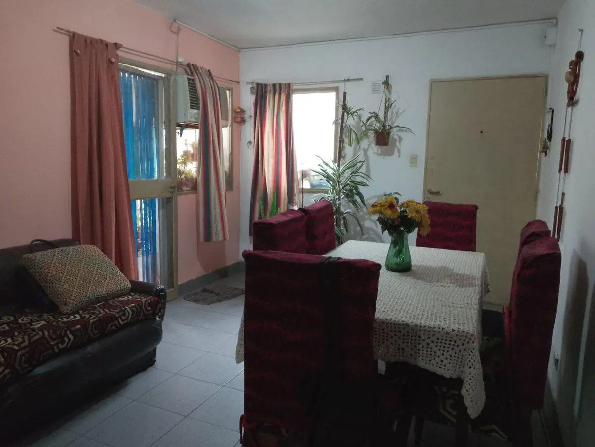 DEPARTAMENTO  3 AMB  VENTA R.TRIANA Y LACARRRA 5