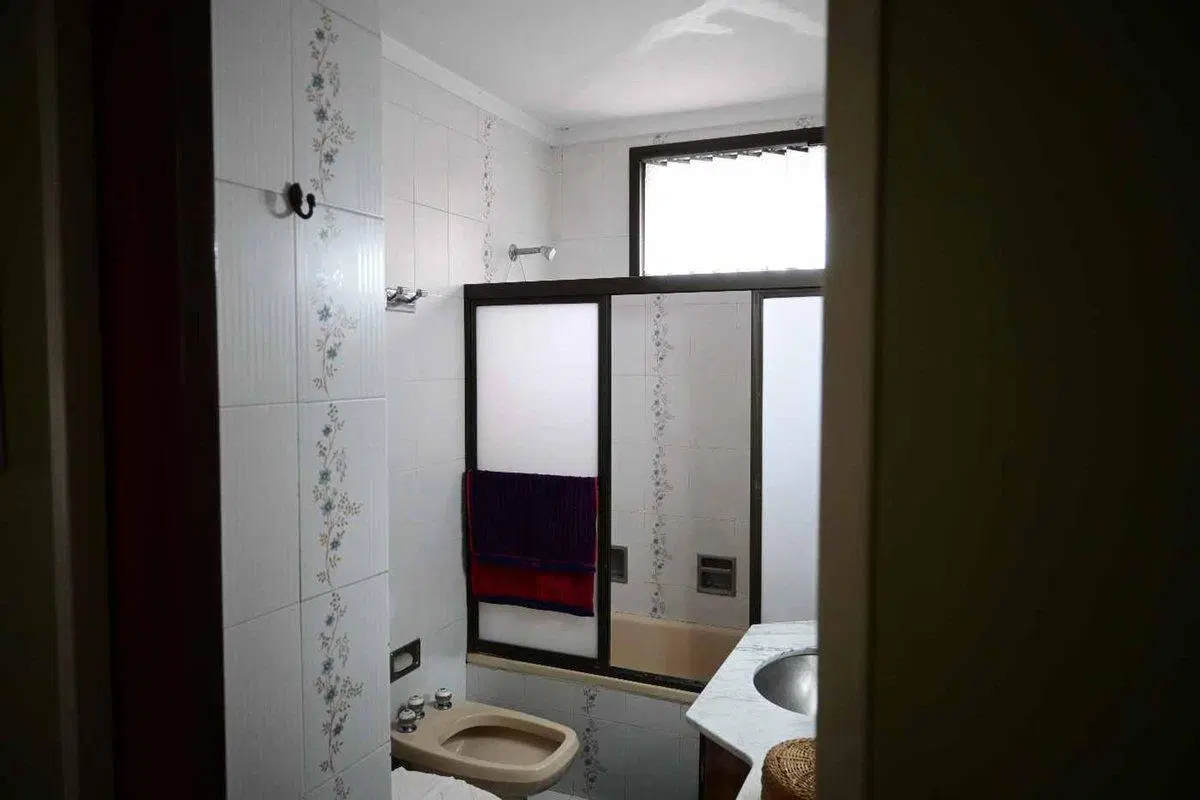 CASA 5 AMBIENTES ADROGUE JARDIN + GALERIA + GARAGE 4
