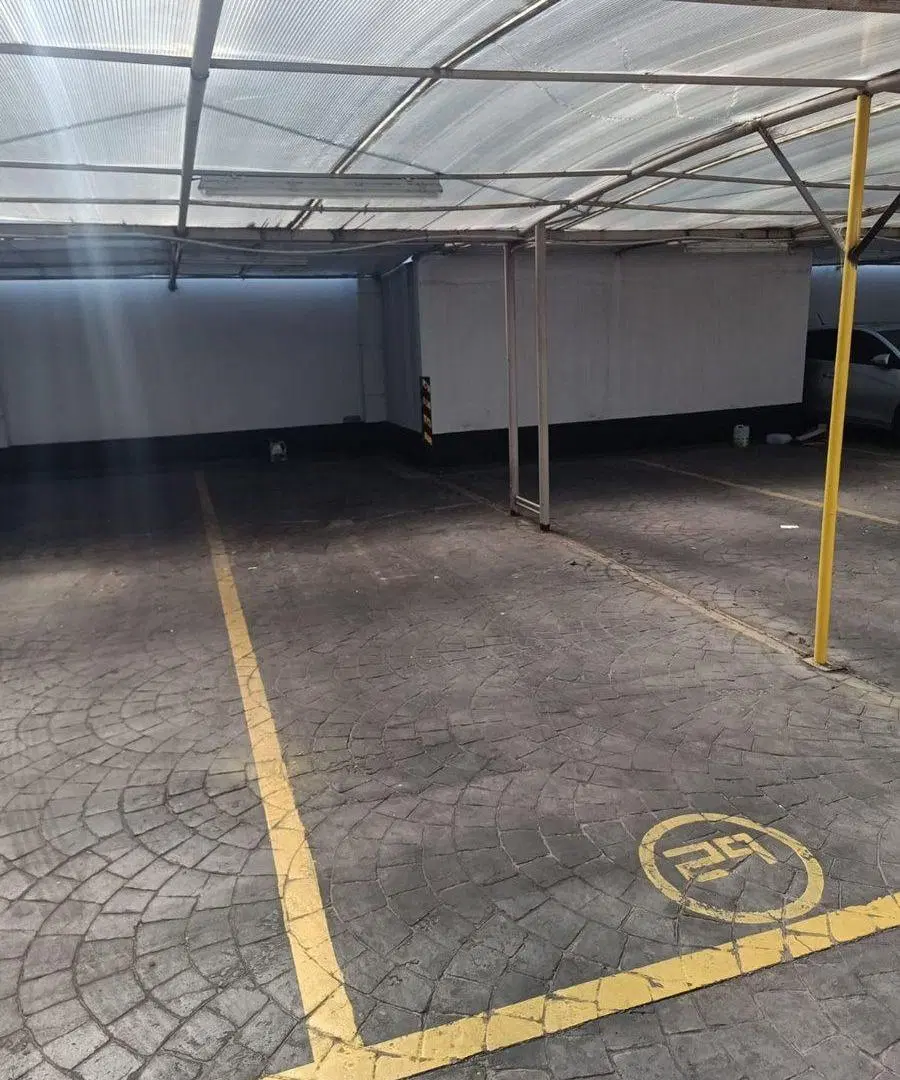 COCHERA DOBLE EN VENTA AV. AVELLANEDA 2400 3