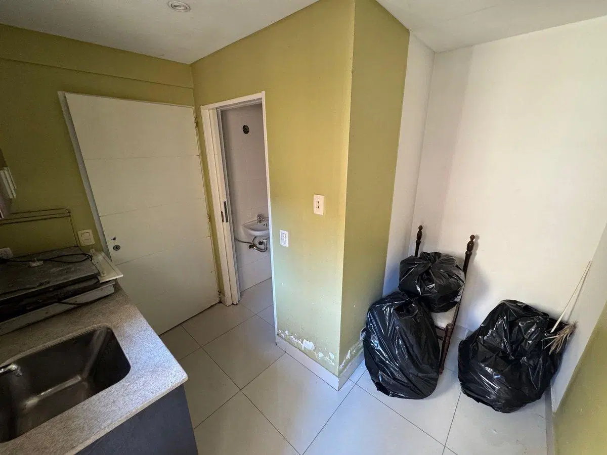 VENTA DEPARTAMENTO 4 AMBIENTES COCHERA BALVANERA 4