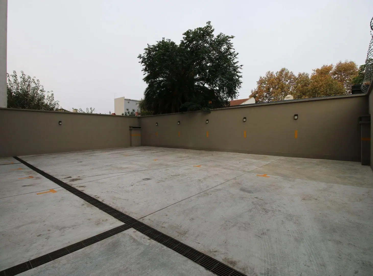 VENTA 2 AMBIENTES C/COCHERA QUILMES APTO CREDITO 3