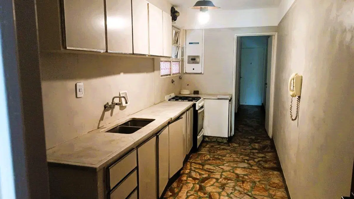 VENTA Departamento de 4 ambientes en Flores 5