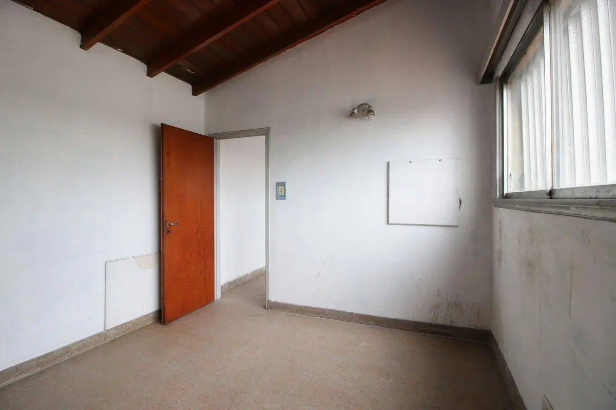 VENTA LOCAL, CASA Y GALPON, LOMAS DE ZAMORA 2