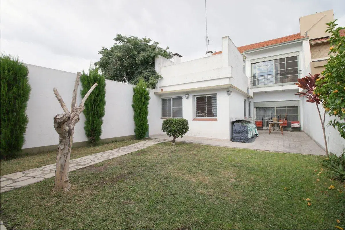 VENTA Chalet en dos plantas BARRIO INGLES 3