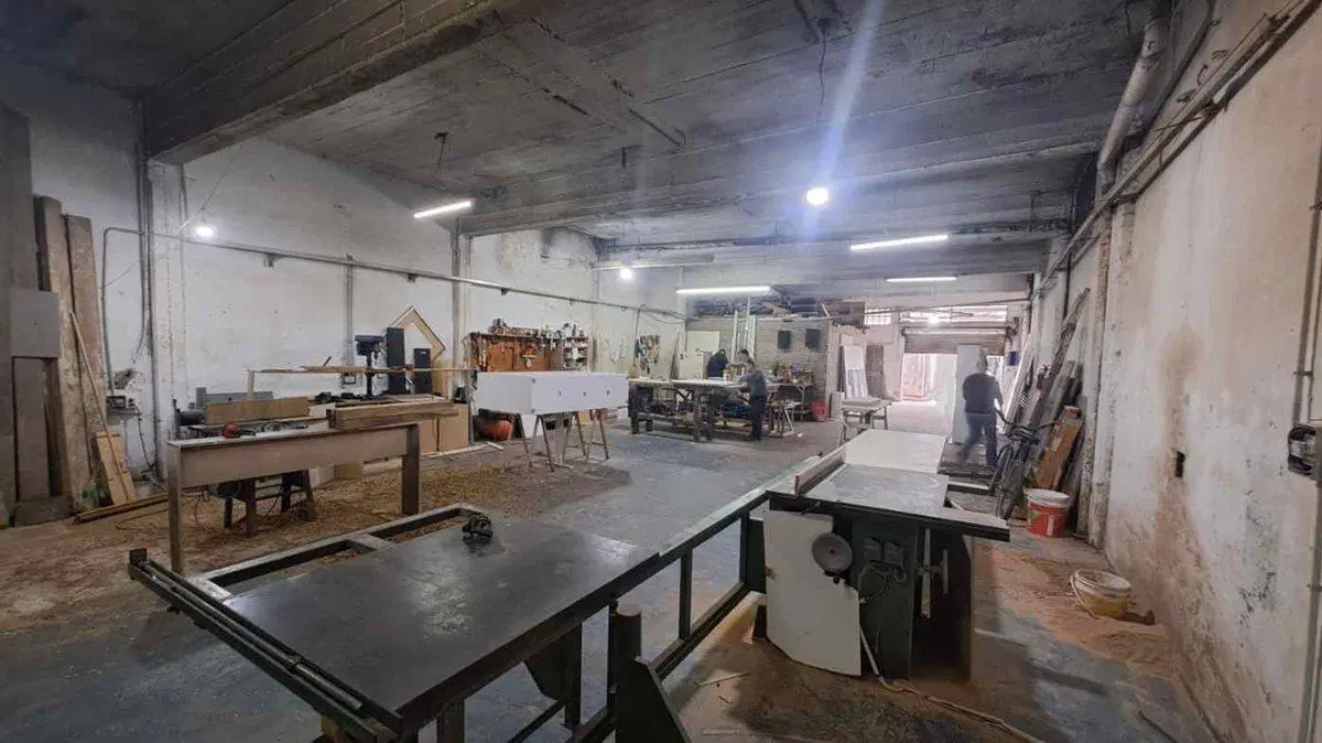 GALPON IDEAL PARA TALLER EN LOMAS DE ZAMORA 3