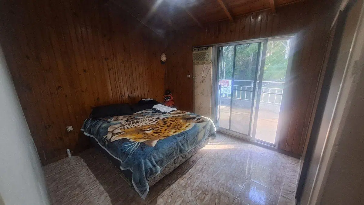 VENTA AMPLIO LOCAL Y DEPARTAMENTO CON BALCON 5
