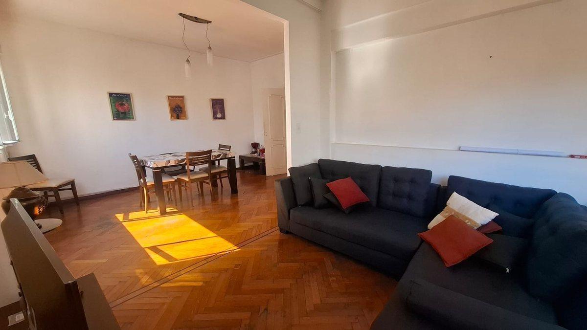LUMINOSO DEPARTAMENTO 4 AMBIENTES PUEYRREDON 700