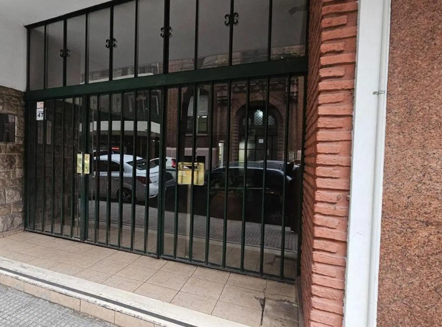 VENTA FLORES DEPARTAMENTO 3 AMBIENTES PATIO 2