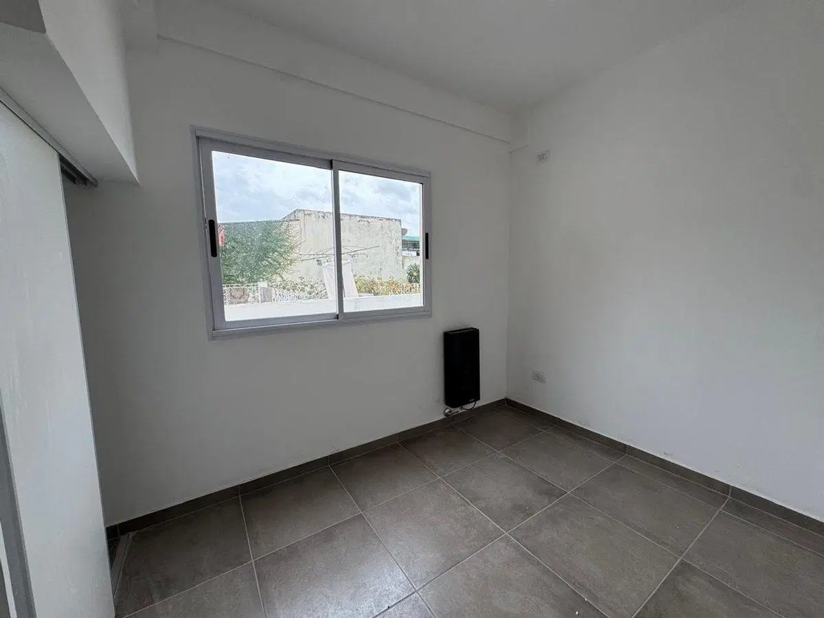 VENTA PH 4 AMBIENTES, TERRAZA,PARRILA V.SARSFIELD 4