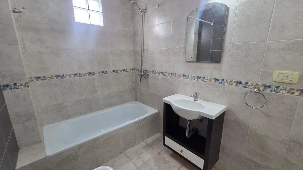 VENTA MONOAMBIENTE BALCON CONTRAFRENTE  FLORESTA 4