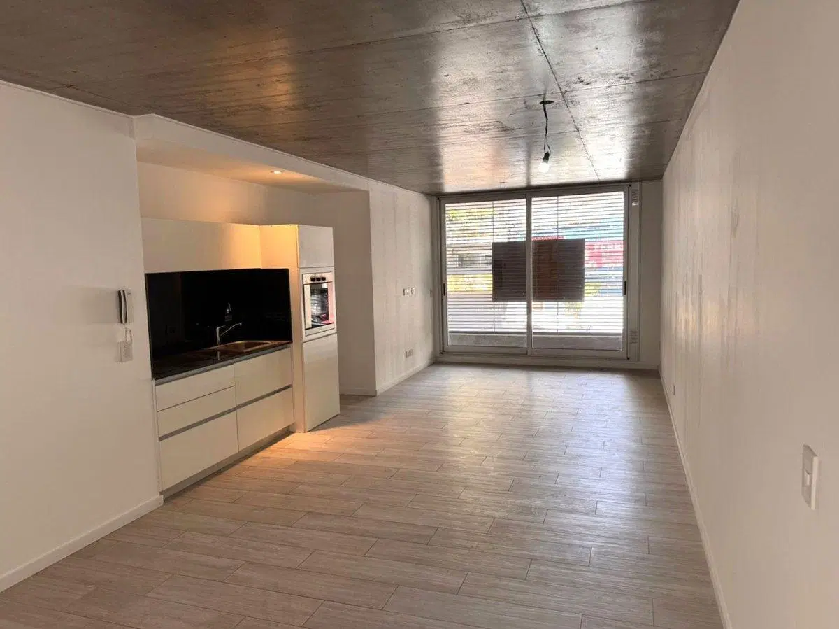 Venta 2 amb al frente. Apto Airbnb y profesional 3