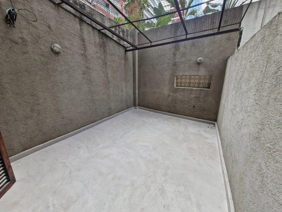 DEPARTAMENTO MONOAMBIENTE CON PATIO EN RECOLETA 4