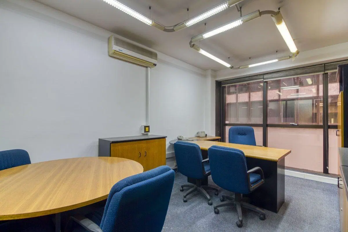 Oficina en Venta excelente ubicacion primer piso 2
