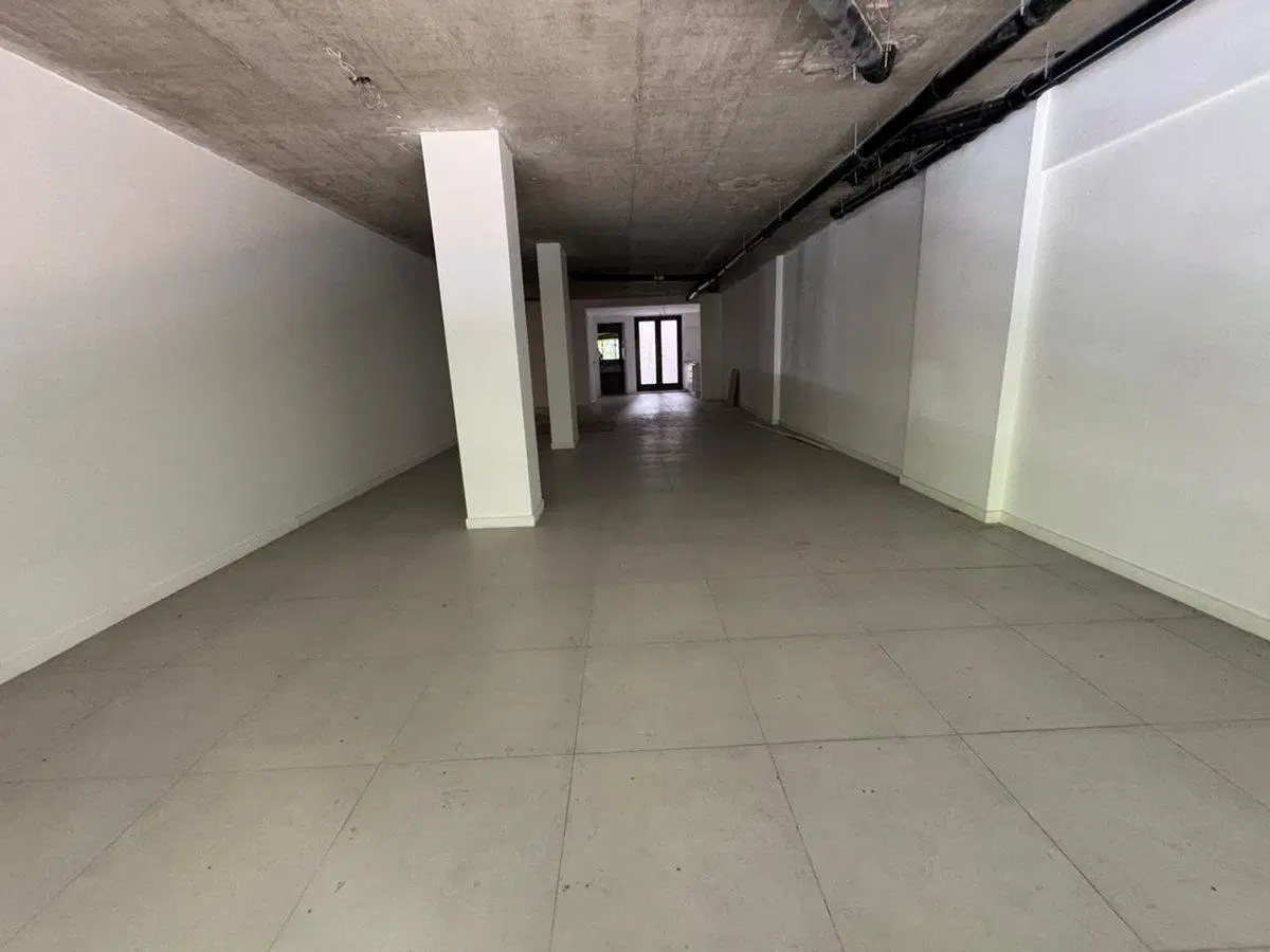 VENTA OFICINA A ESTRENAR RECOLETA 2