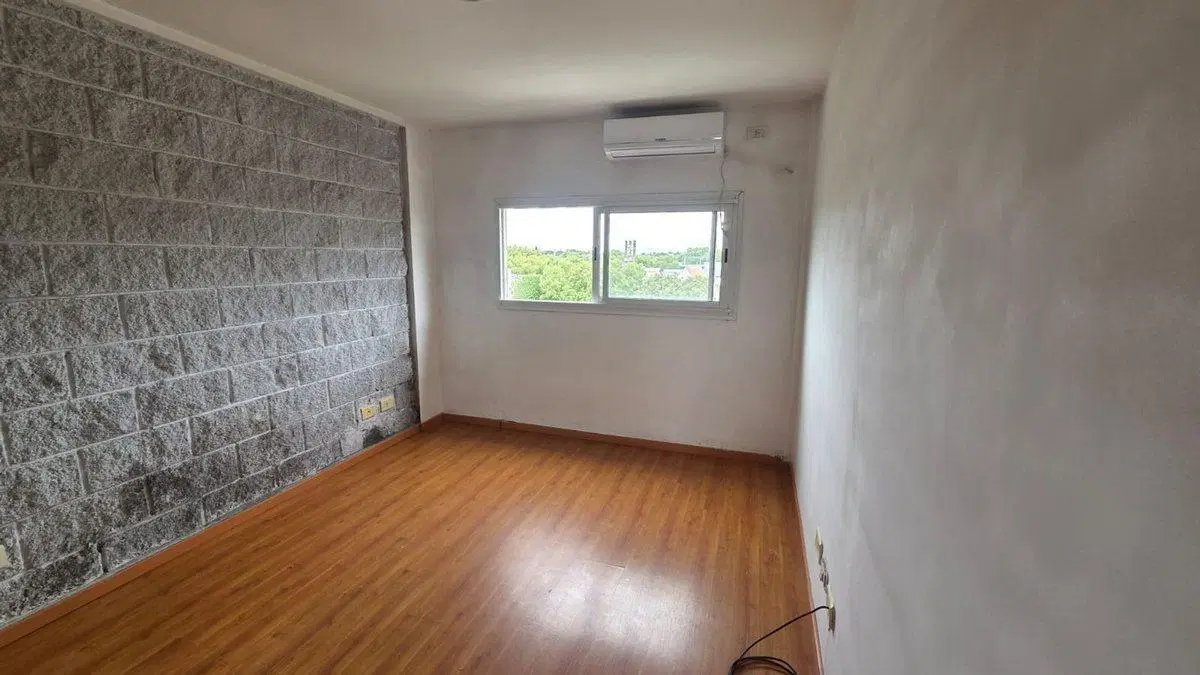 VENTA DEPARTAMENTO 2 AMBIENTES BALCON TEMPERLEY 5