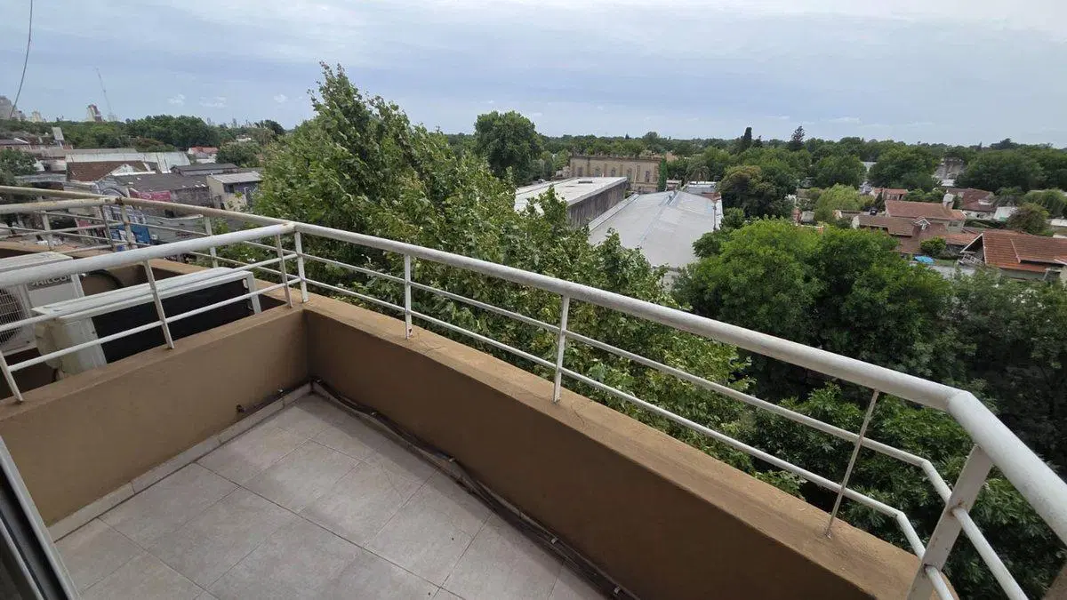 VENTA DEPARTAMENTO 2 AMBIENTES BALCON TEMPERLEY 2