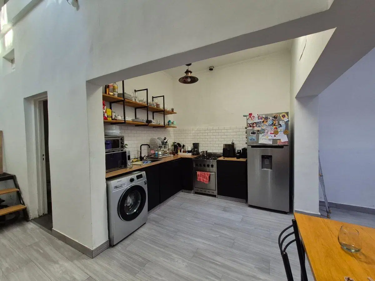 CASA DE 3 AMBIENTES EN VENTA EN LANUS CON TERRAZA 8