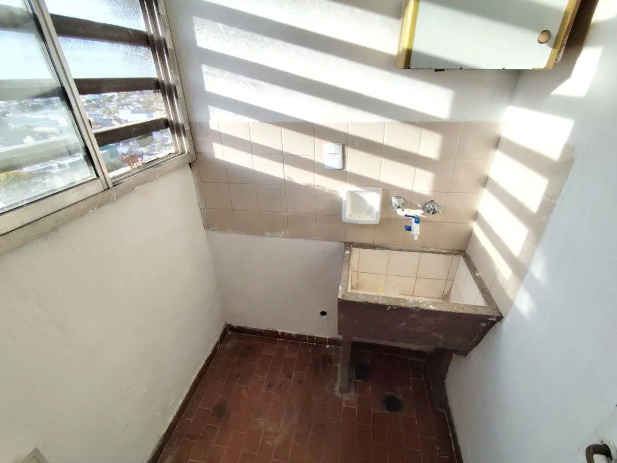 ALQUILER DEPARTAMENTO 3 AMB COCHERA fija PISO 12 3