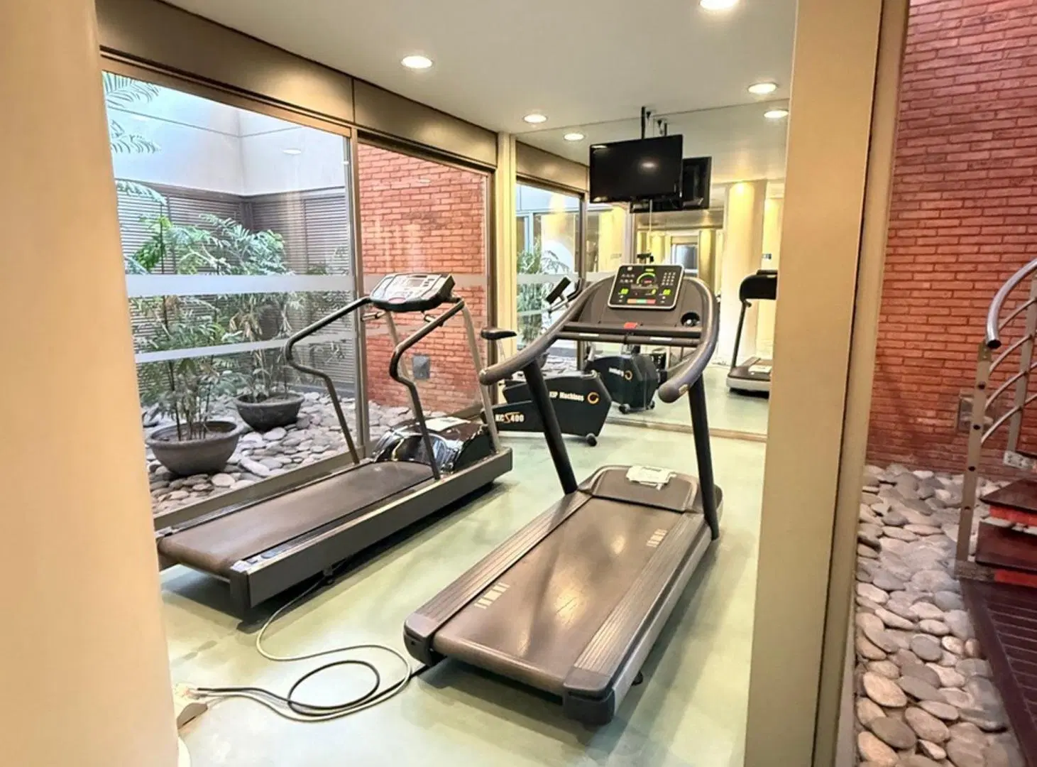 AlquileR 2 ambientes Amoblado P. Madero Amenities 2