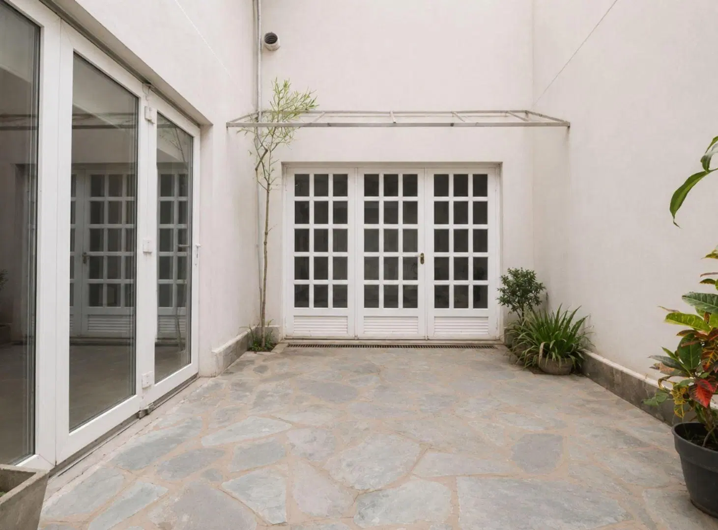 VENTA CASA 5 AMB PATIO TERRAZA COCHERA 2