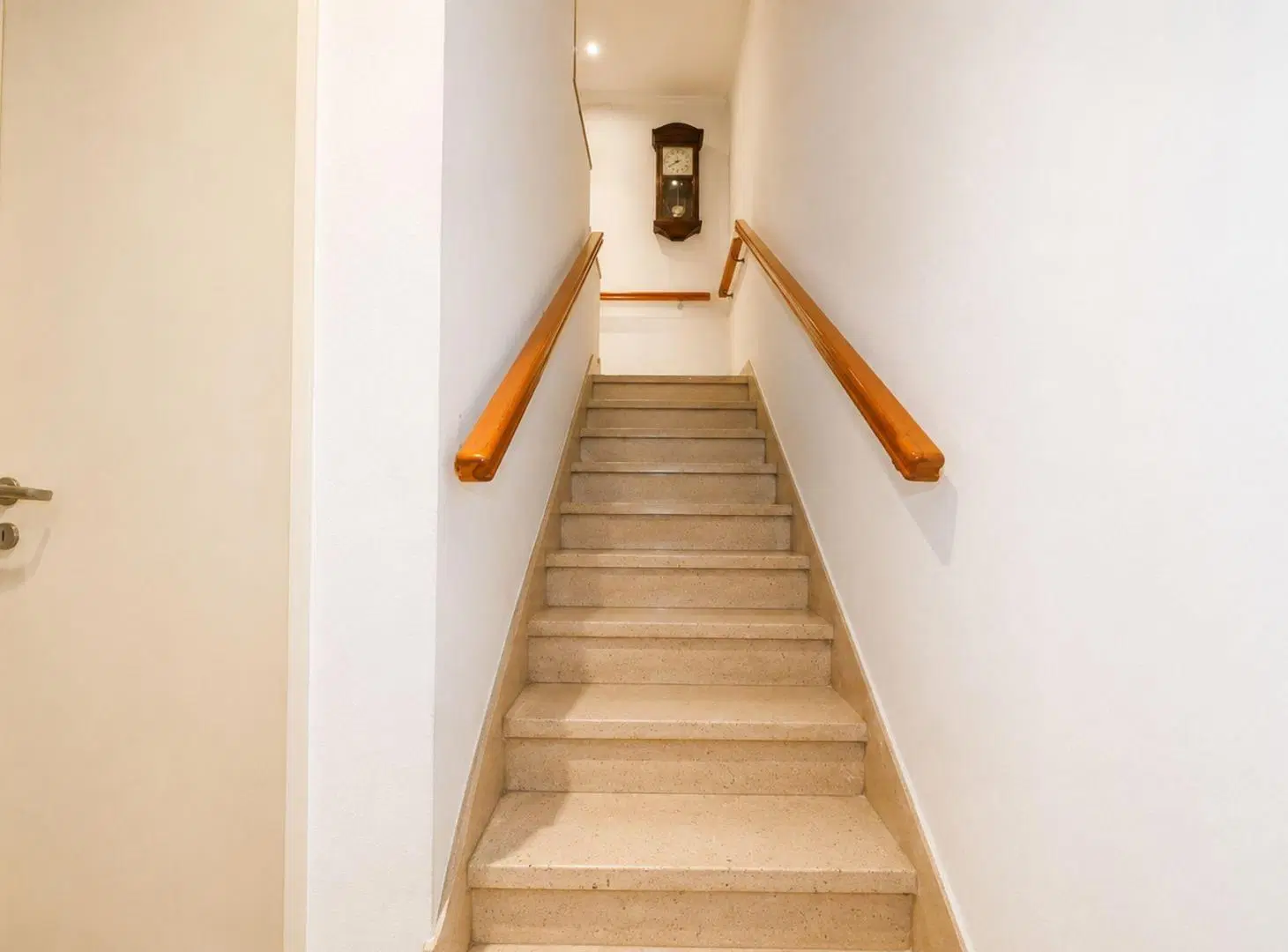 VENTA CASA 5 AMB PATIO TERRAZA COCHERA 4
