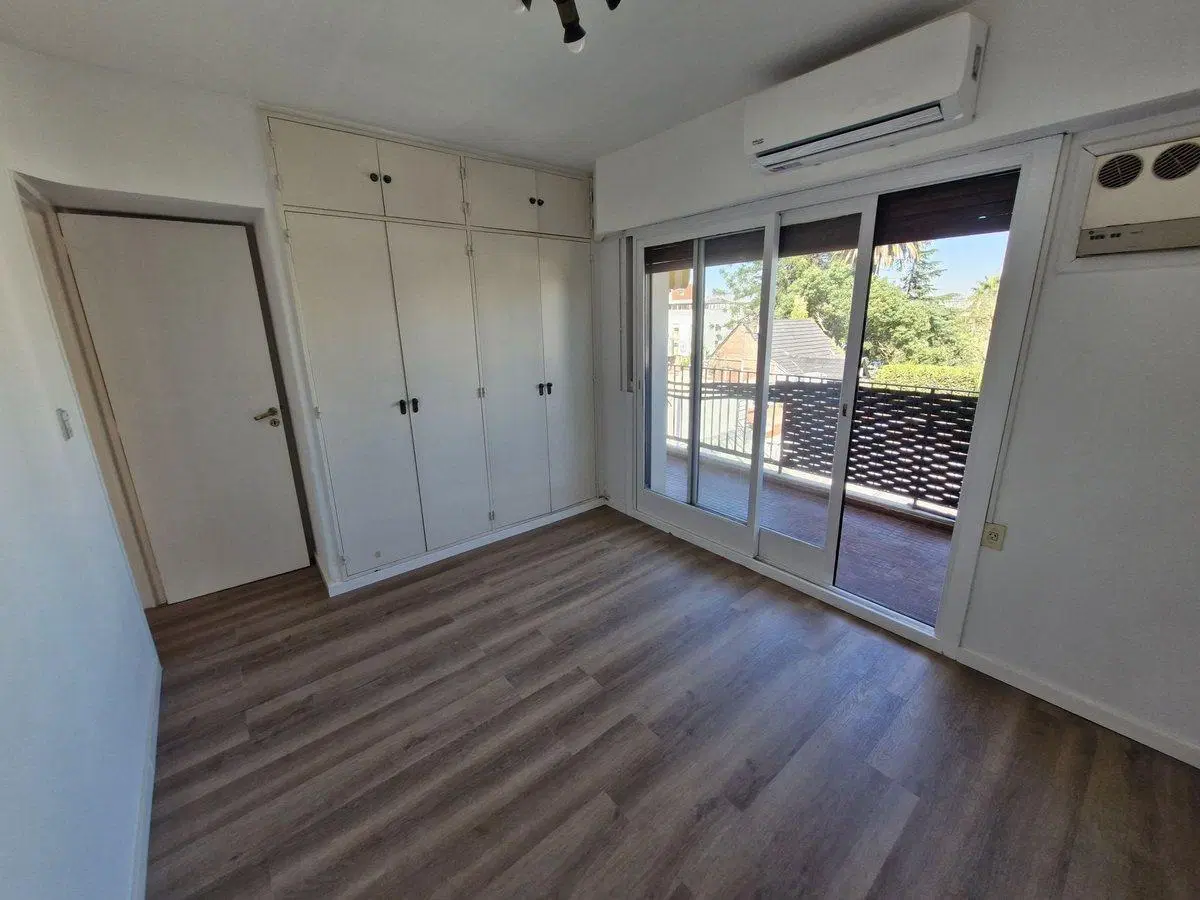3 AMBIENTES C/ COCHERA Y BAULERA EN VILLA DEVOTO 3