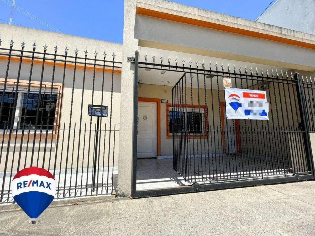 CASA 3 AMBIENTES COCHERA JARDIN SAN JUSTO 3