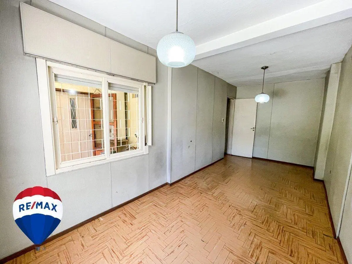 CASA 3 AMBIENTES COCHERA JARDIN SAN JUSTO 4