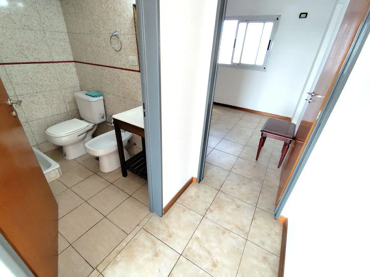 ALQUILER 2 AMB BALCON VIVIENDA y APTO PROFESIONAL 3