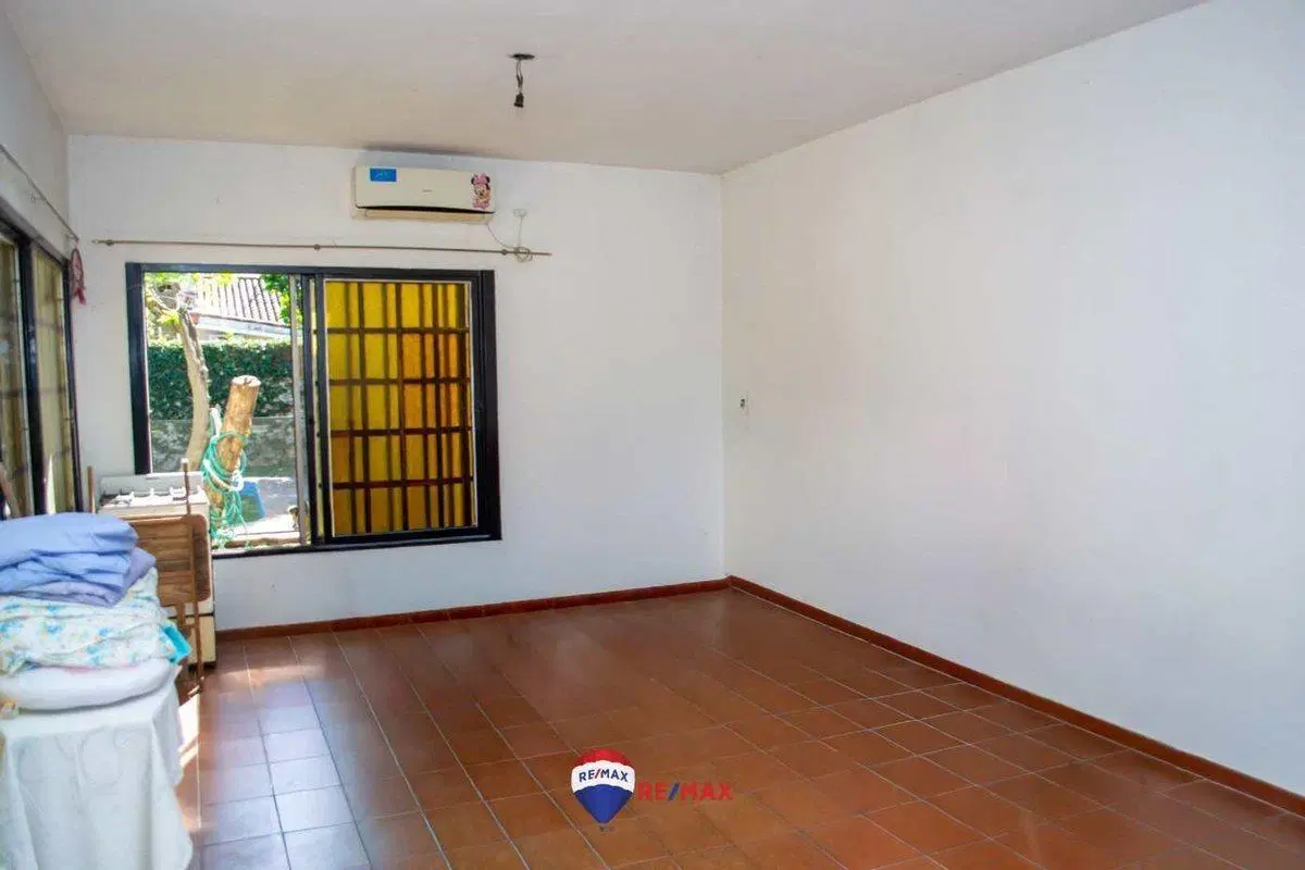 CASA 5 AMB TERRENO 724 M2 PILETA MUÑIZ 5