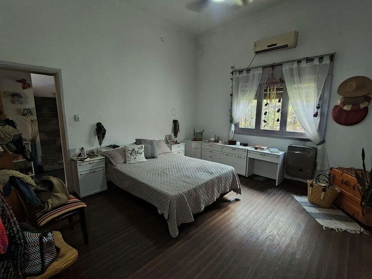 Venta Casa 4 ambientes Escalada 5