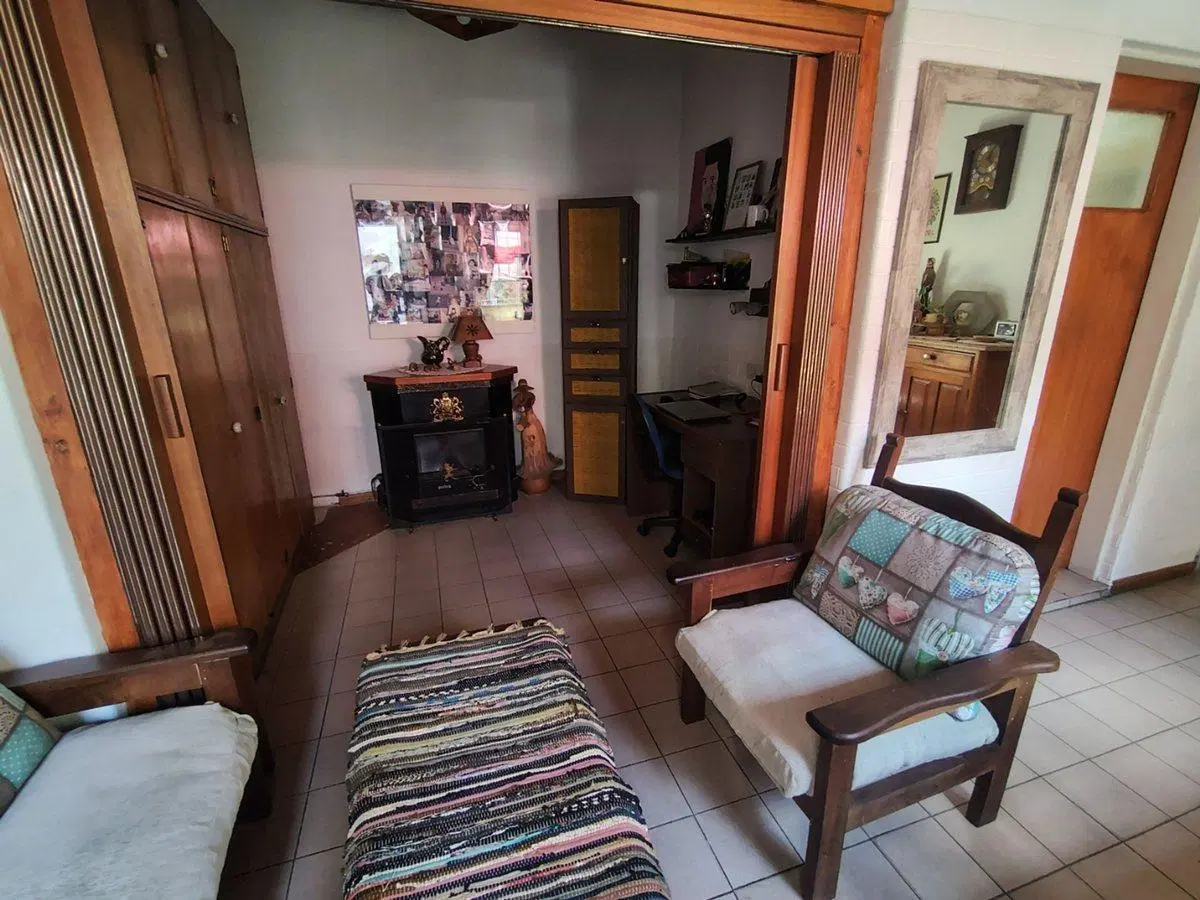 Venta Casa 4 ambientes Escalada 2