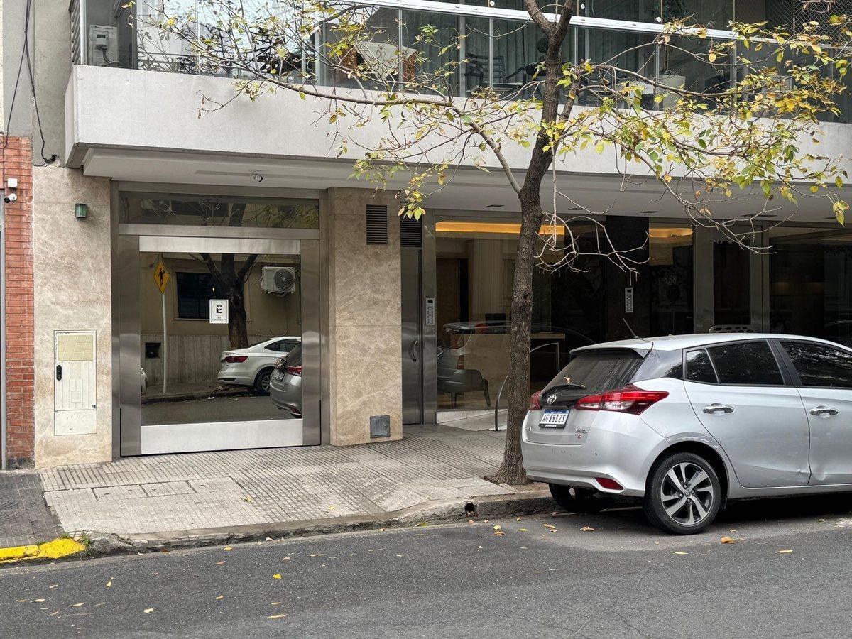 COCHERA INDIVIDUAL CON ACCESO DIRECTO