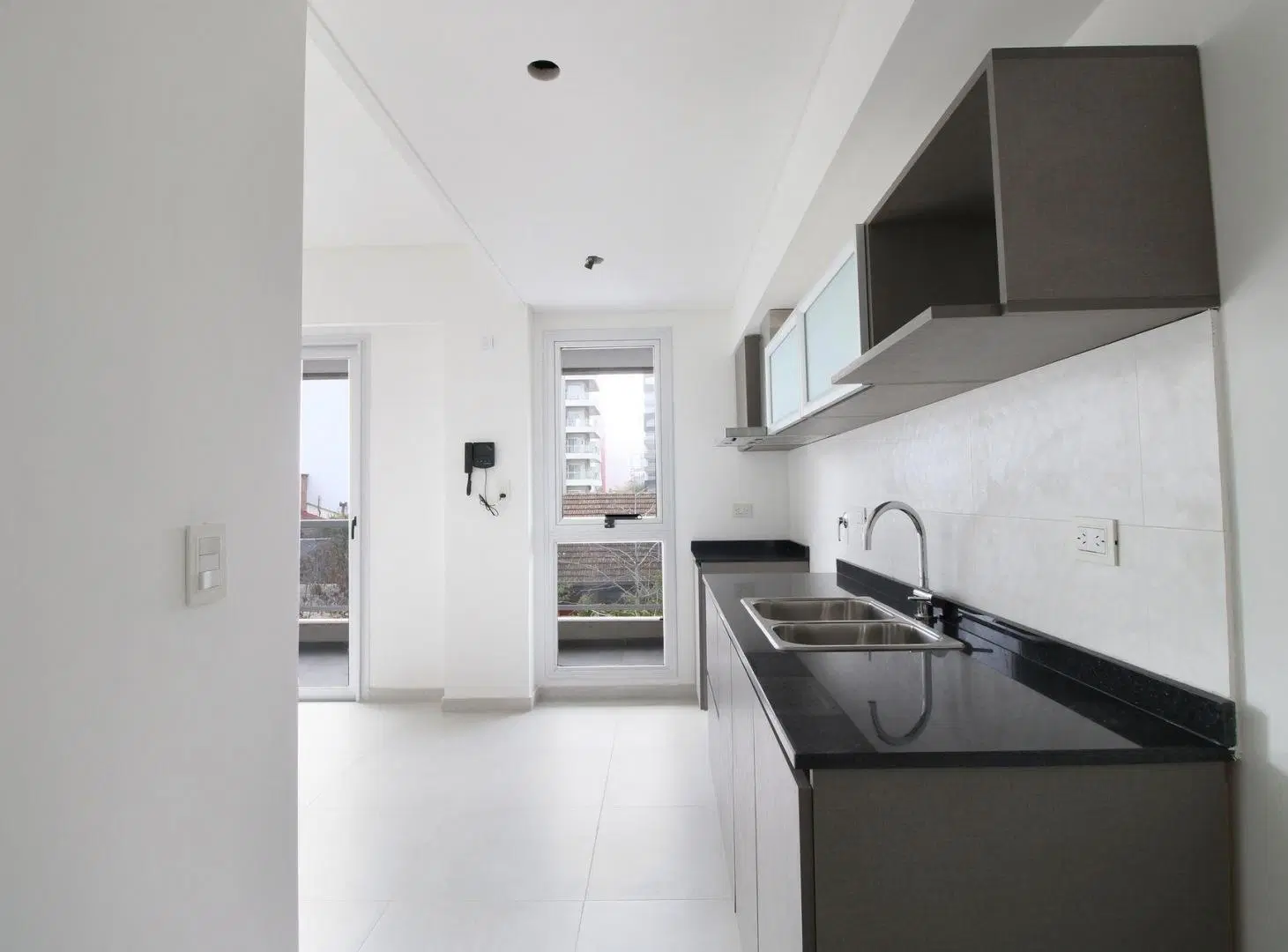 VENTA DOS ABIENTES + COCHERA APTO CREDITO QUILMES 4