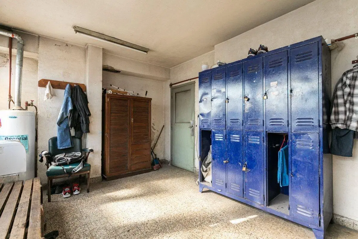 IMPORTANTE INMUEBLE COMERCIAL/INDUSTRIAL V. DEVOTO 4