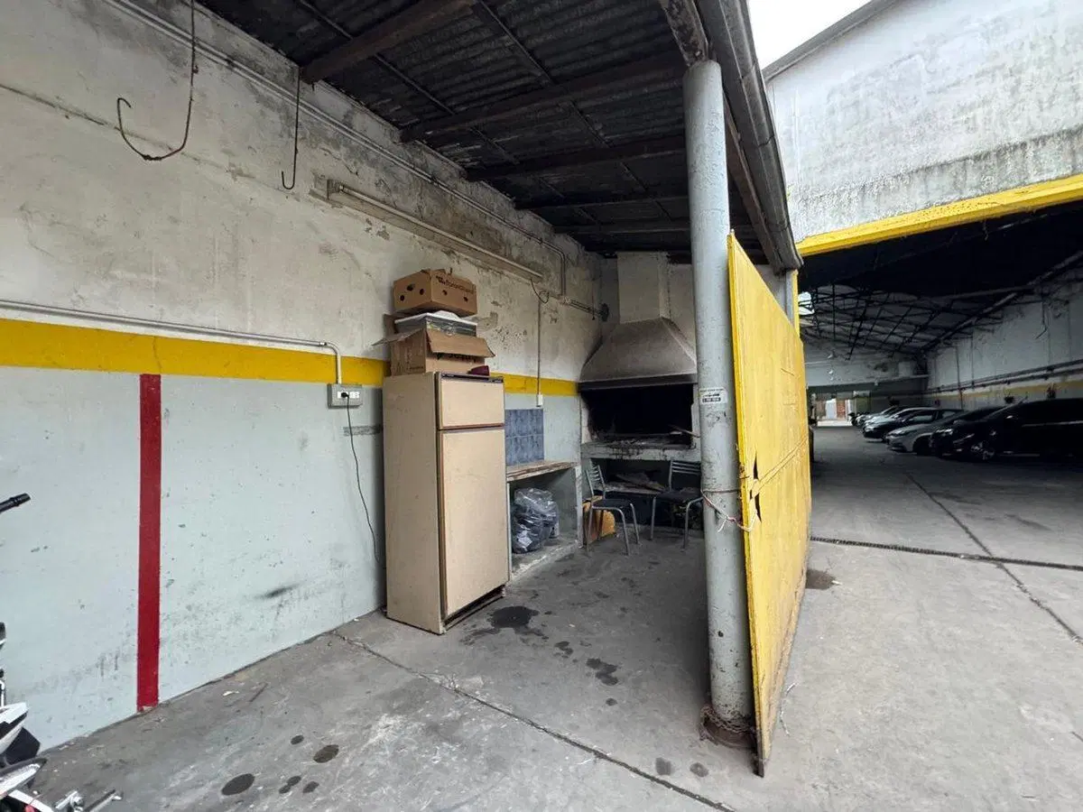 BOEDO | LOCAL / DEPÓSITO 1.090 m² ENTRADA CAMIÓN 5