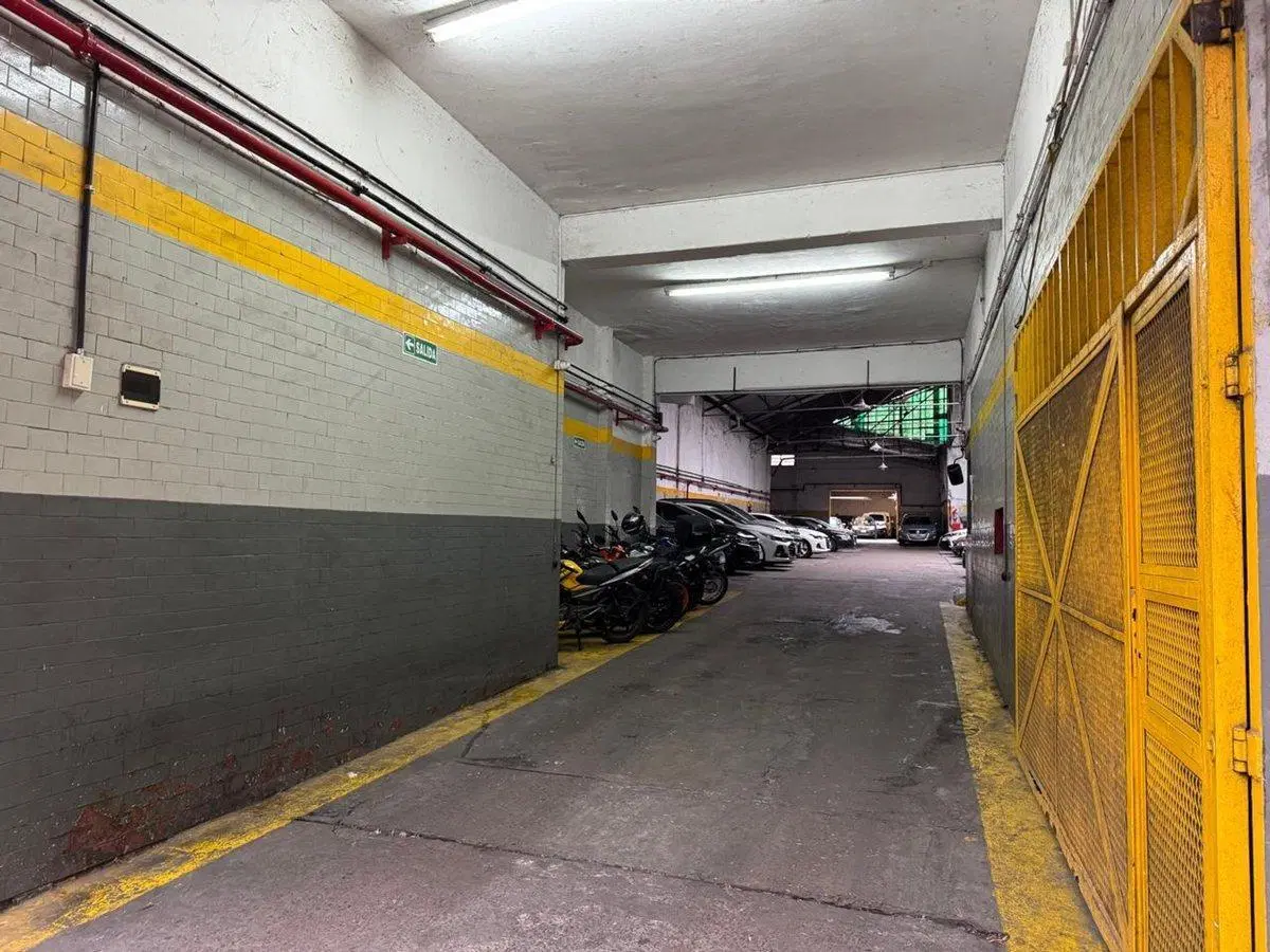 BOEDO | LOCAL / DEPÓSITO 1.090 m² ENTRADA CAMIÓN 4