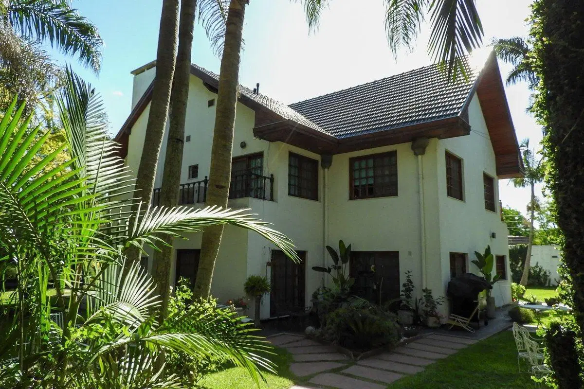 CASA 7 AMBIENTES VENTA RANELAGH JARDIN POR INOMATA 4
