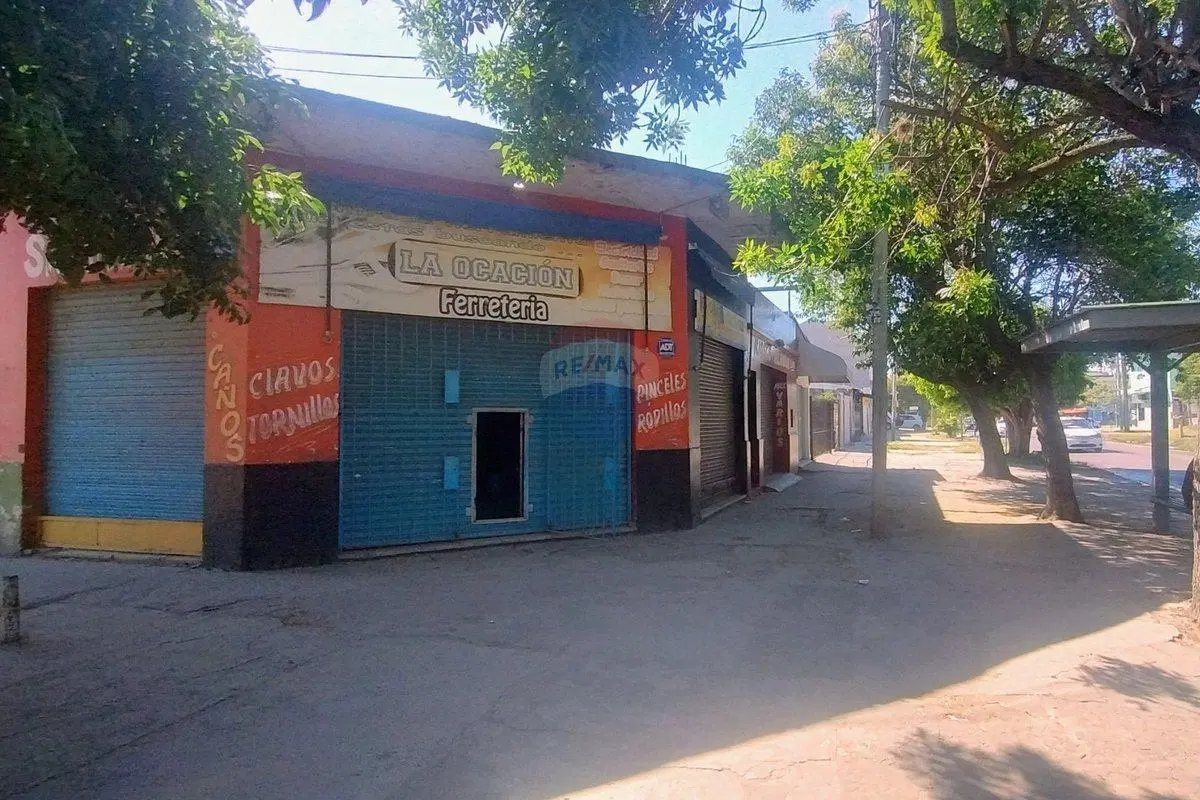 Local comercial en lote propio de 226 M2 4